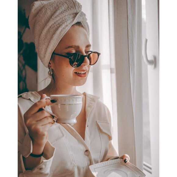 Vintage Small Round Sunglasses Polarized UV400 Tinted Sun Glasses for Women Men - Picture 5 of 8